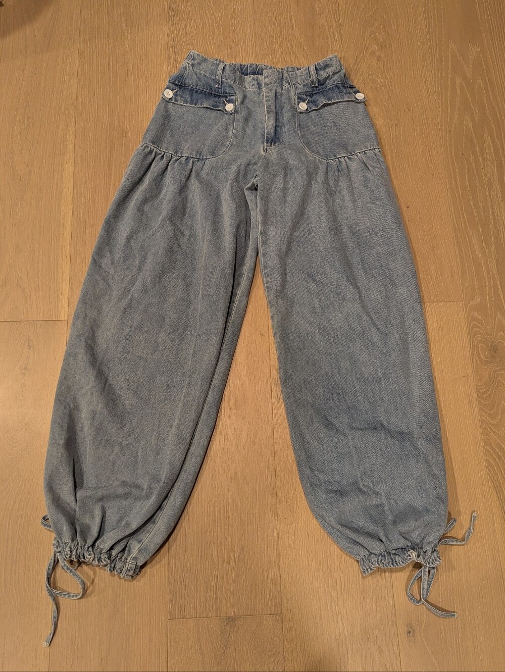 eesome Denim Balloon Leg Jeans in Light Blue with Drawstring Hems